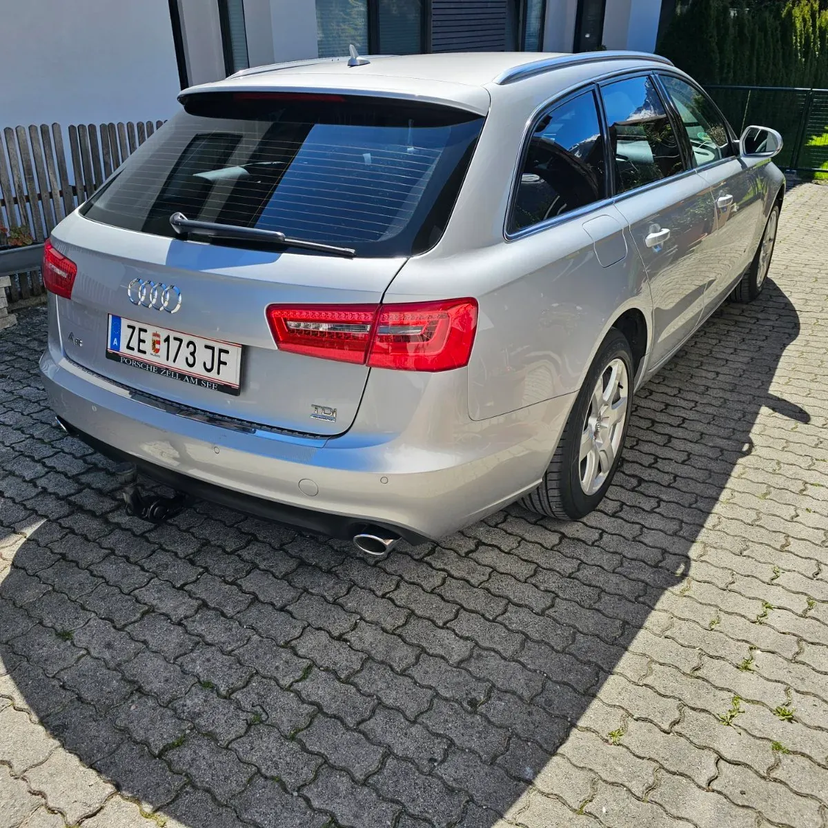 Audi A6 Avant 2013 photo 2