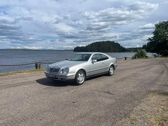 Mercedes-Benz Clk230