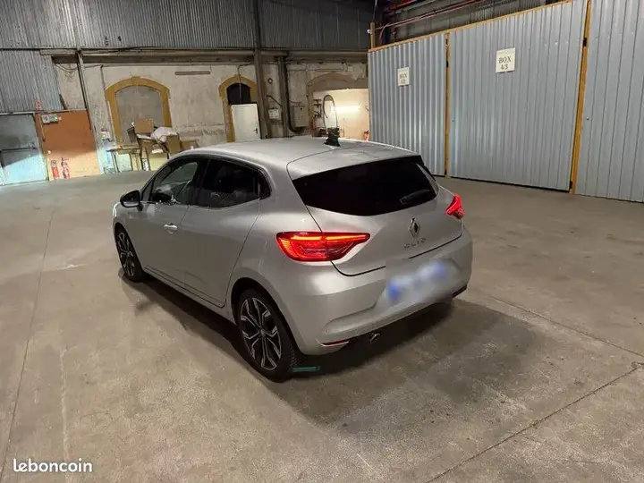 Renault Clio 2022 photo 5