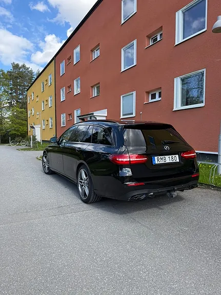 Mercedes-Benz E-Class 2018 photo 4