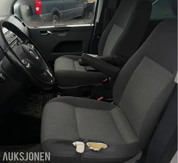 Volkswagen Caravelle 2011 photo 5