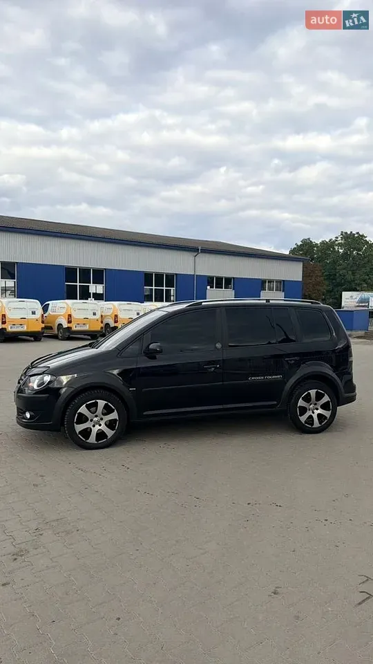 Volkswagen Touran 2007 photo 3