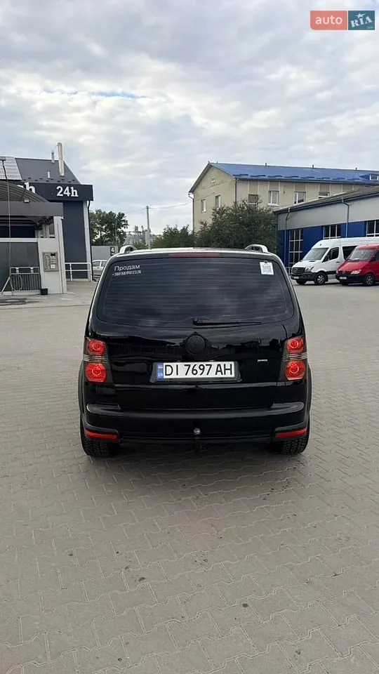Volkswagen Touran 2007 photo 5