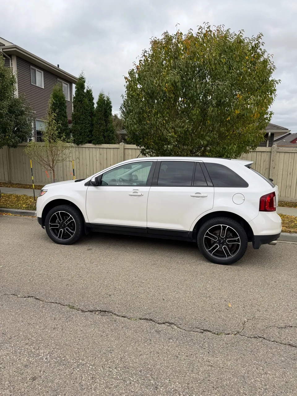Ford Edge 2013 photo 2
