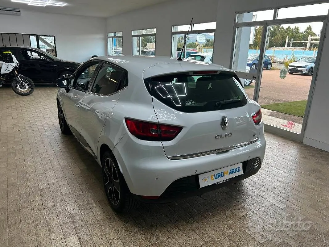 Renault Clio 2016 photo 5