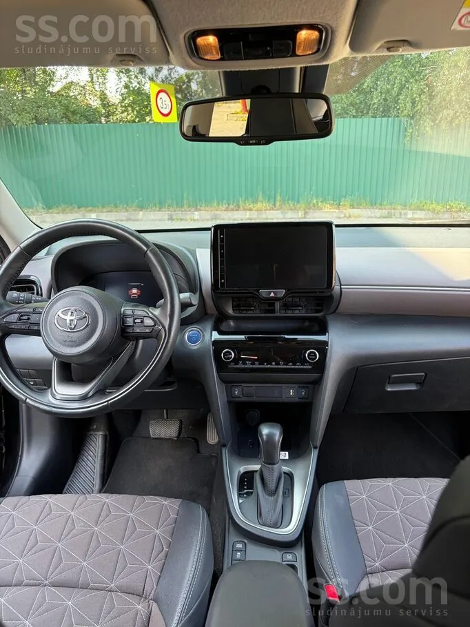 Toyota Yaris Cross 2024 photo 4