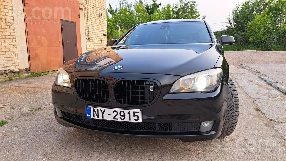 BMW 730 2009 photo 3