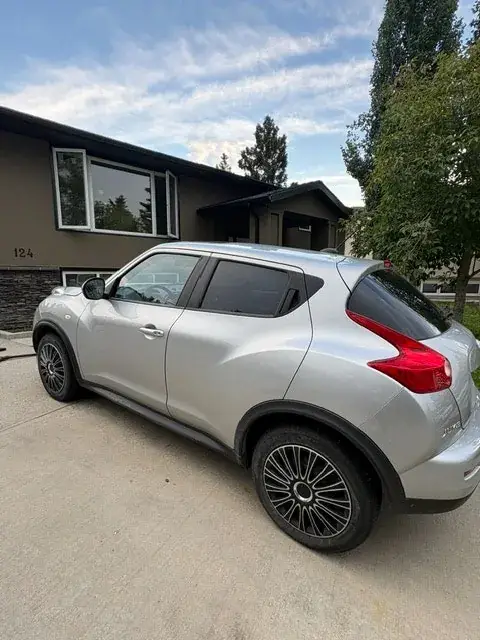Nissan Juke 2012 photo 2