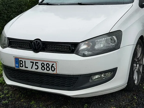 Volkswagen Polo 2013 photo 2