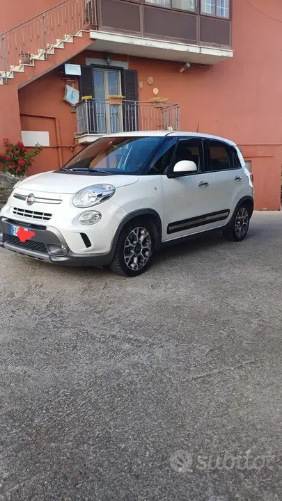 Fiat 500L 2016 photo 2