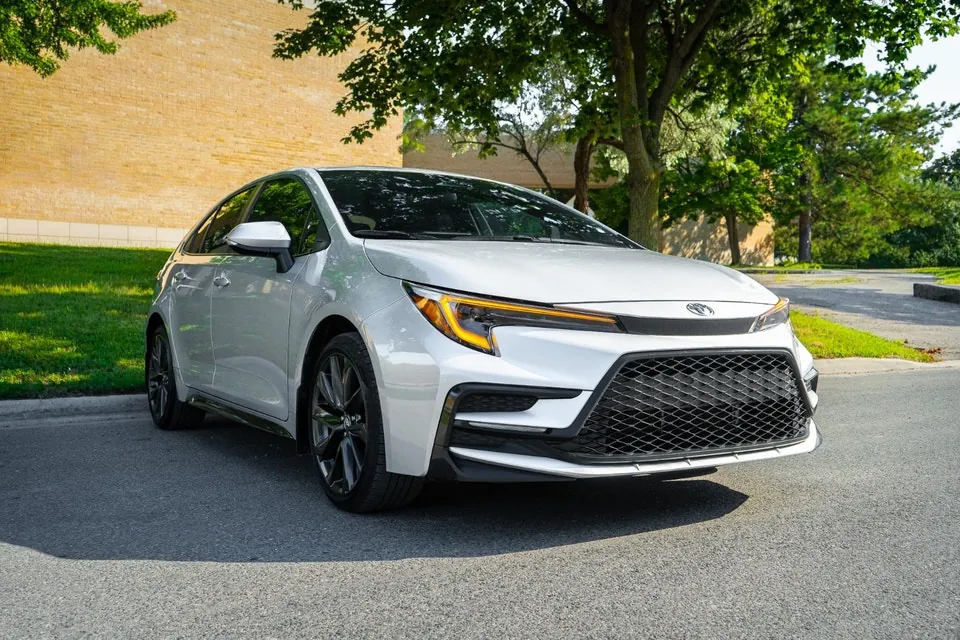 Toyota Corolla 2025 photo 3