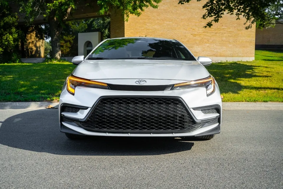 Toyota Corolla 2025 photo 2