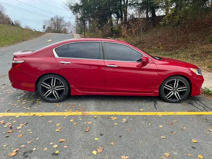 Honda Accord 2017 photo 2