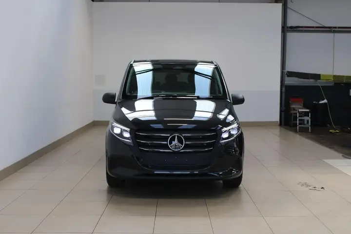 Mercedes-Benz Vito 2026 photo 3
