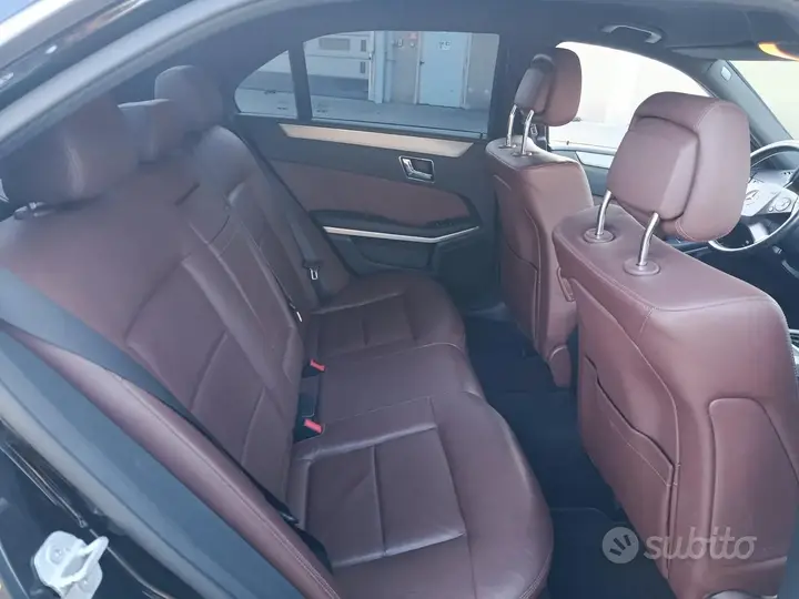 Mercedes-Benz E350 2010 photo 5