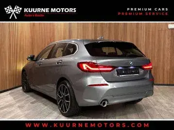 BMW 1 Series 2022 photo 2