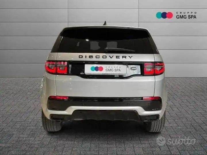 Land Rover Discovery Sport 2021 photo 4