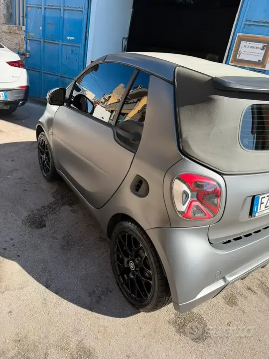 Smart Fortwo 2019 photo 4