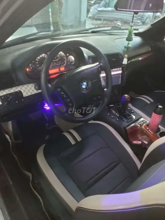 BMW 3 Series 2003 photo 4