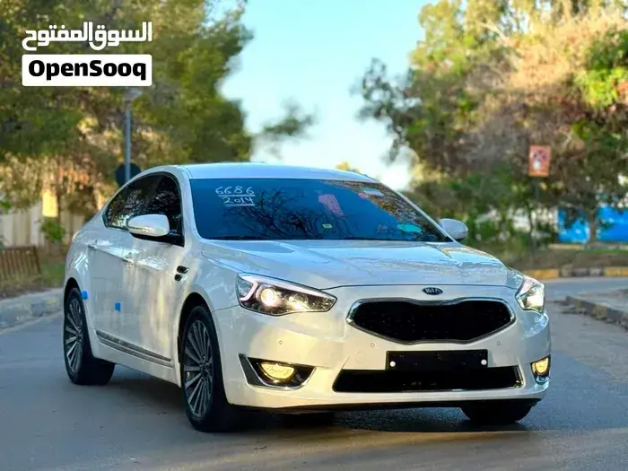 Kia Cadenza 2015 photo 3