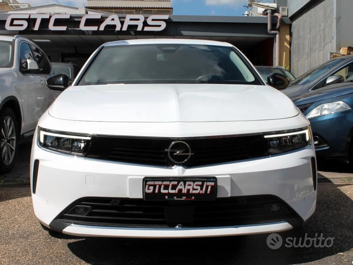 Opel Astra 2022 photo 3