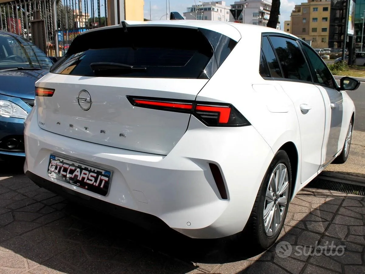 Opel Astra 2022 photo 5