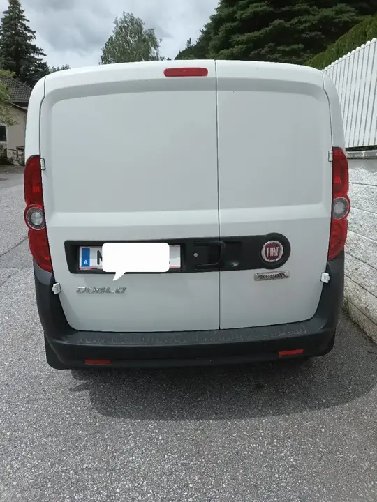 Fiat Doblò 2023 photo 2