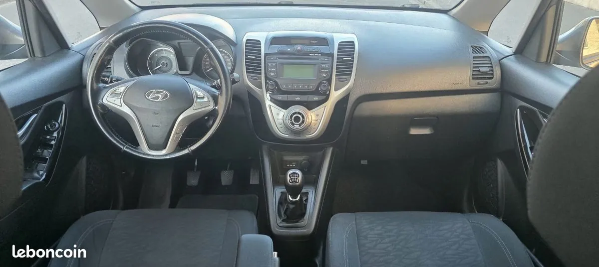 Hyundai Ix20 2013 photo 3