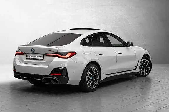 BMW I4 2023 photo 5