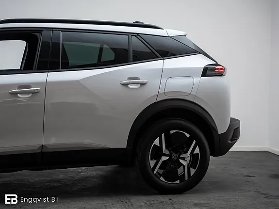 Peugeot 2008 2024 photo 3