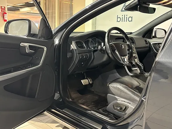 Volvo V60 2017 photo 4