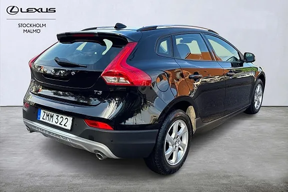 Volvo V40 Cross Country 2019 photo 4