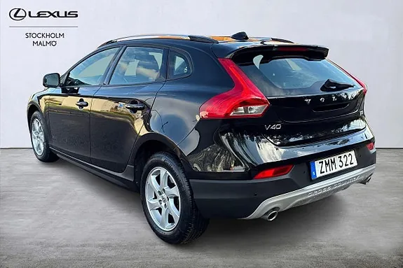 Volvo V40 Cross Country 2019 photo 3