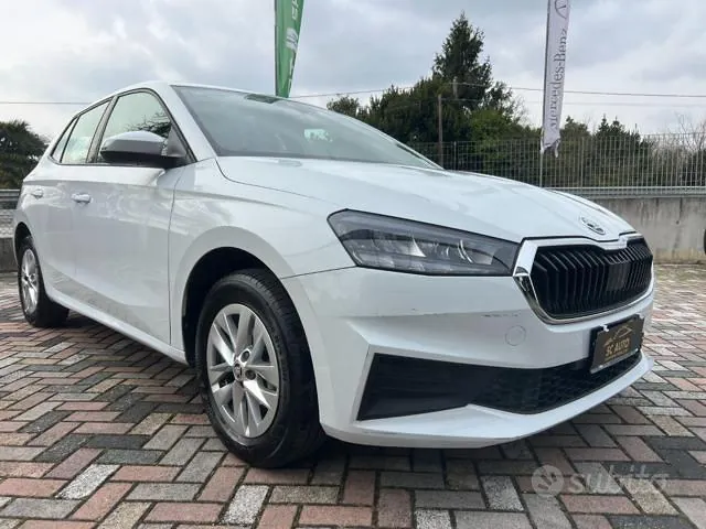 Skoda Fabia 2022 photo 4