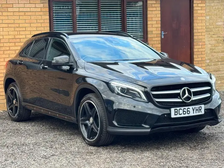 Mercedes-Benz Gla 2017 photo 4