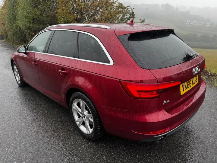 Audi A4 2016 photo 5