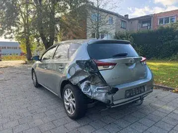 Toyota Auris 2018 photo 2