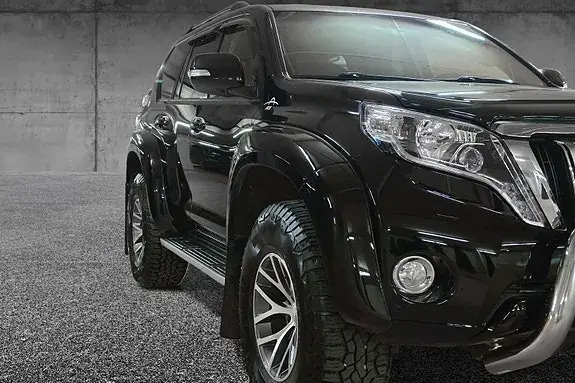 Toyota Land Cruiser 2015 photo 2