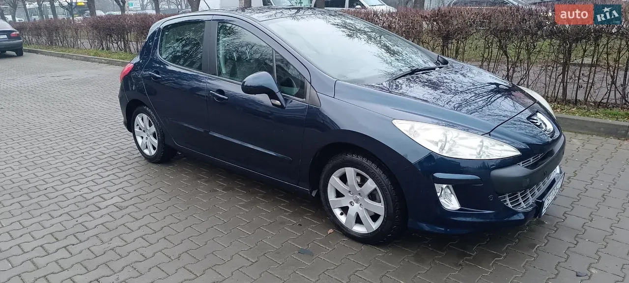 Peugeot 308 2010 photo 2