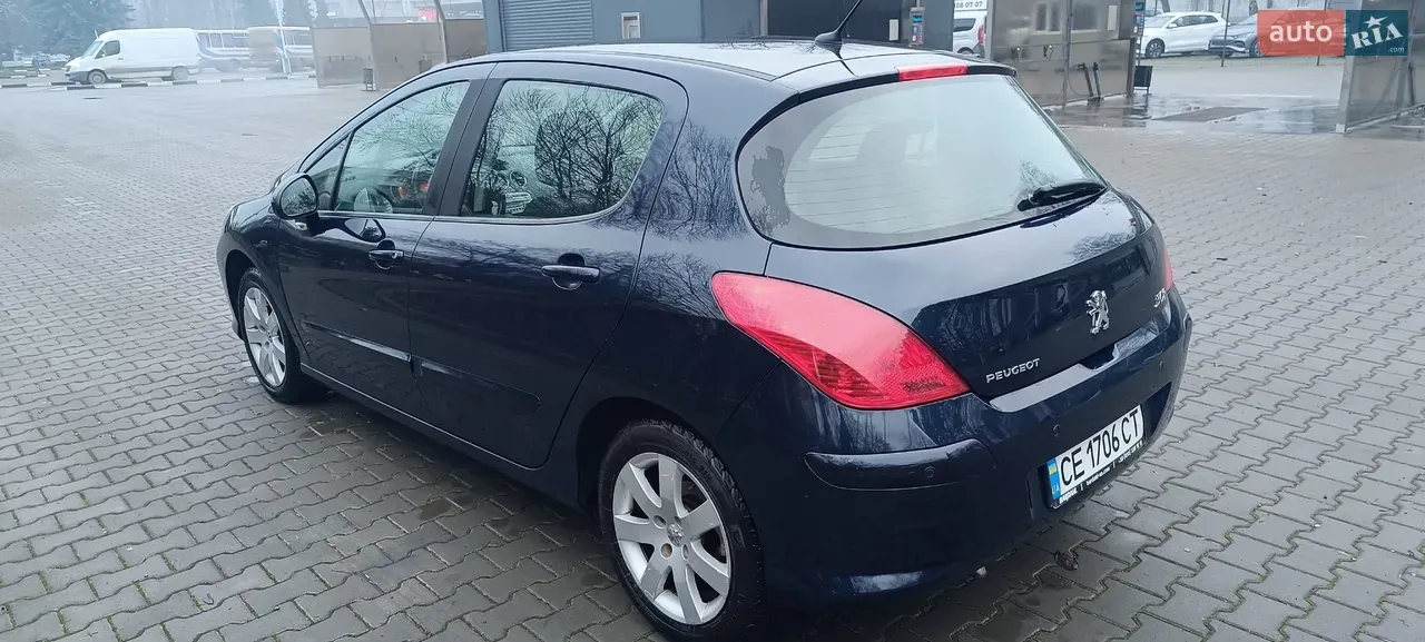 Peugeot 308 2010 photo 5