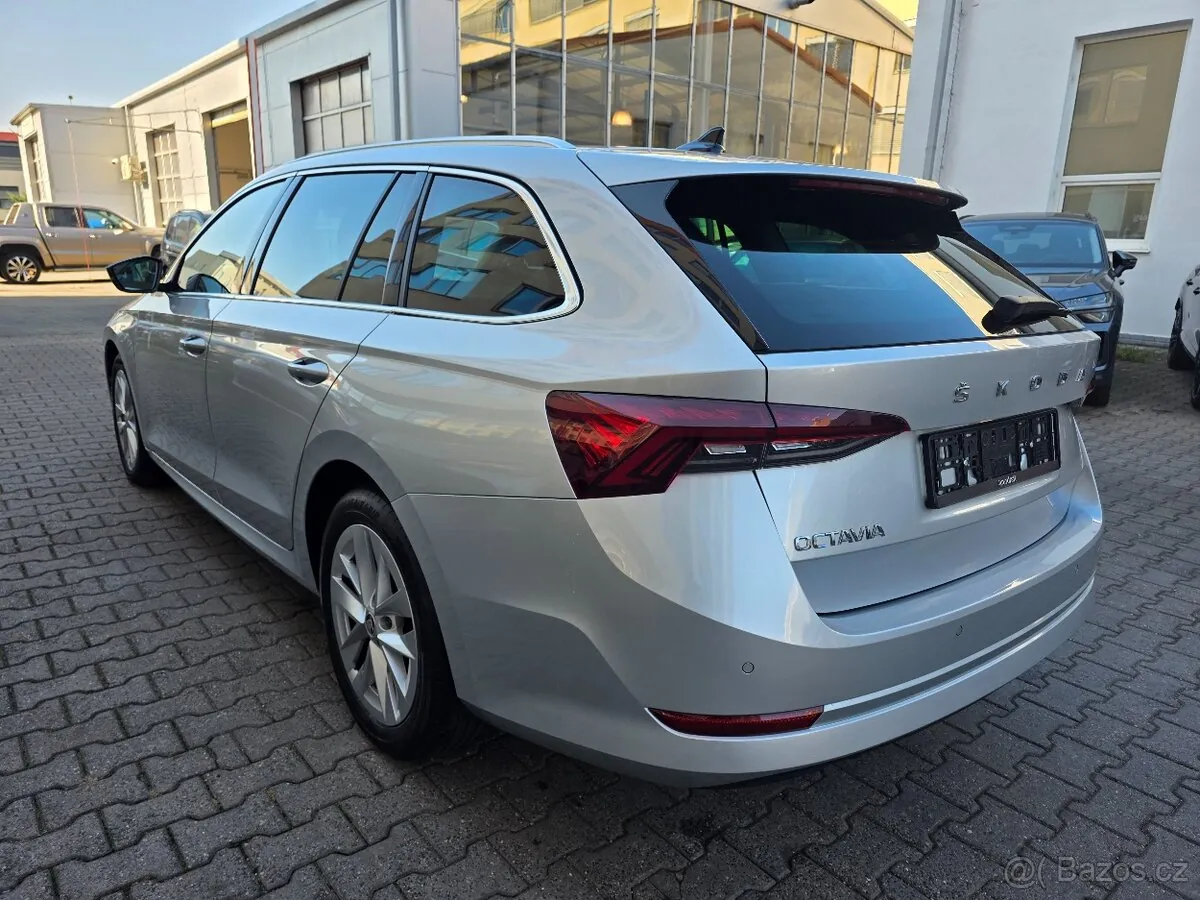 Skoda Octavia 2022 photo 4