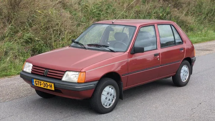 Peugeot 205