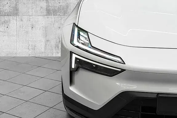 Polestar 4 2026 photo 4