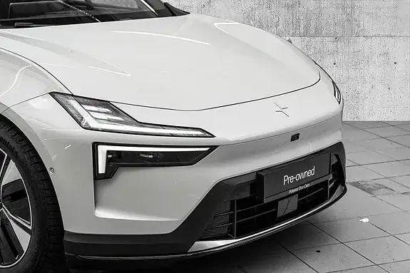 Polestar 4 2026 photo 2