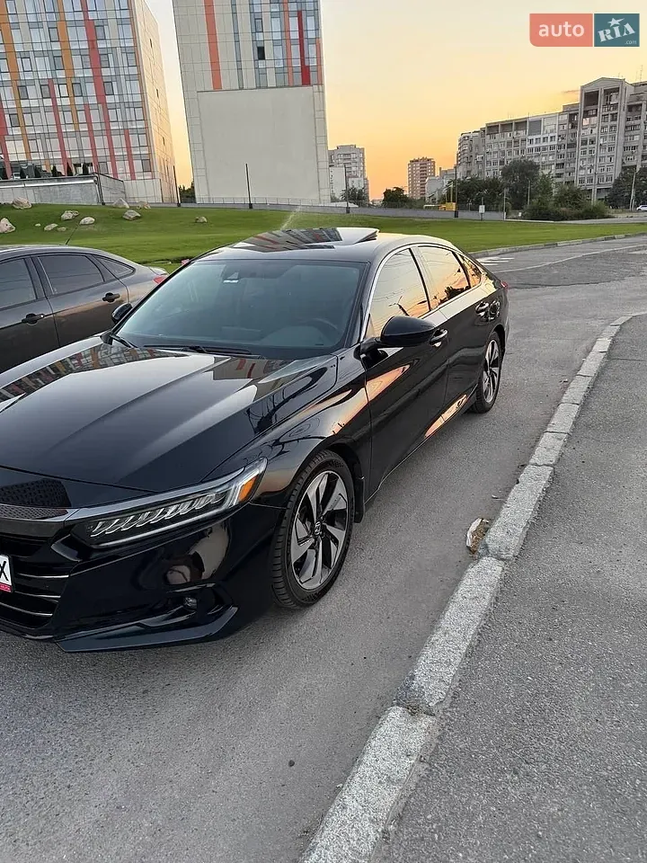 Honda Accord 2021 photo 2