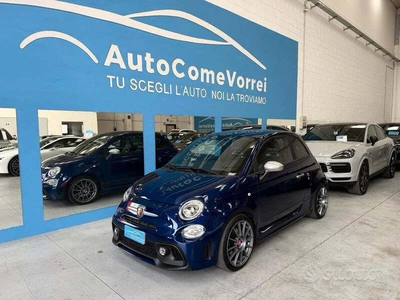 Abarth 595 2018 photo 2