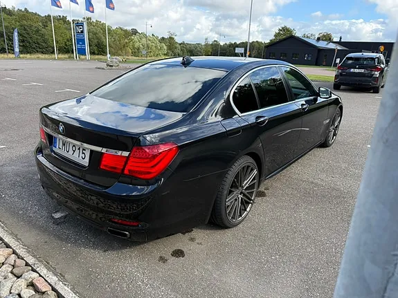 BMW 730D 2010 photo 5