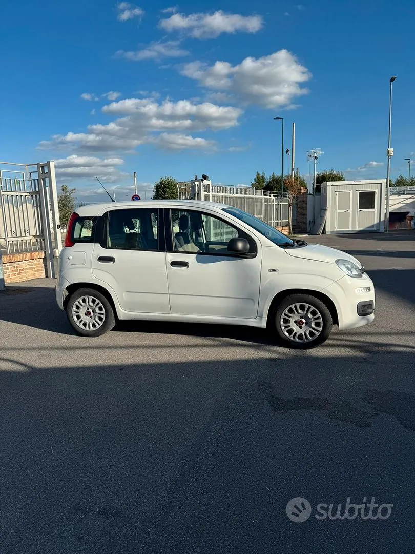 Fiat Panda 2015 photo 2