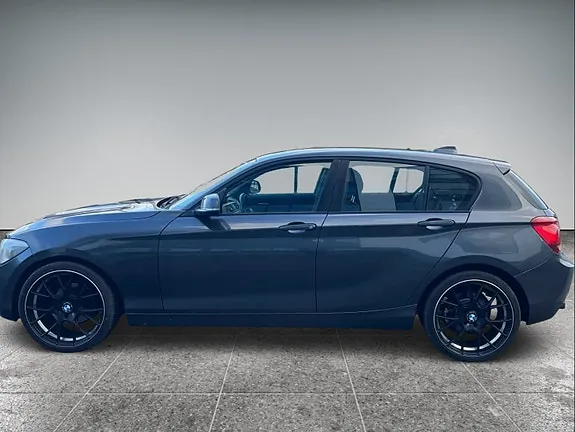 BMW 116D 2012 photo 4