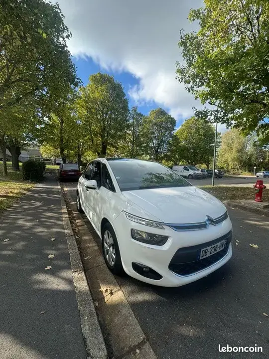 Citroen C4 Picasso 2013 photo 2